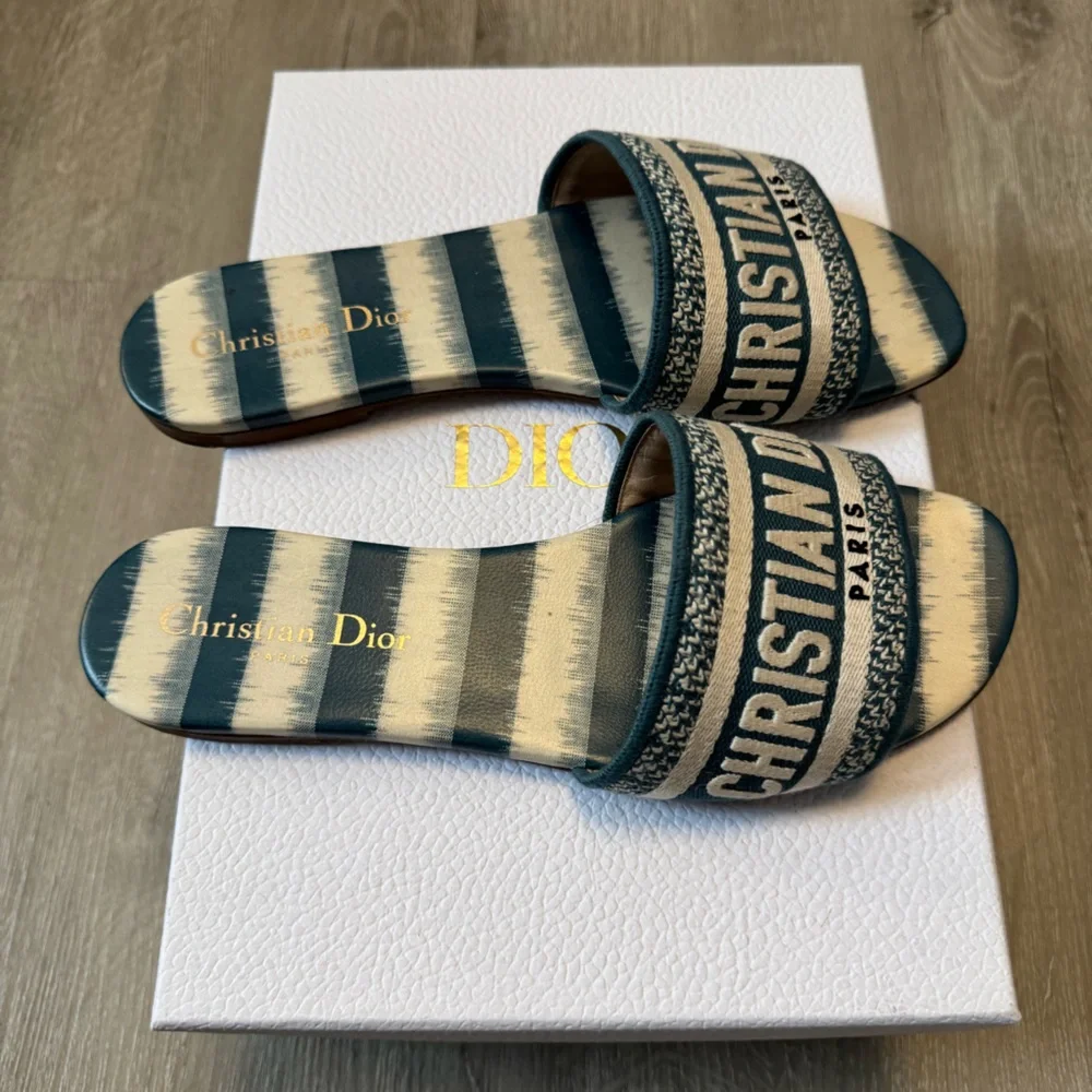 Christian Dior Dway slides - Picture 5 of 8